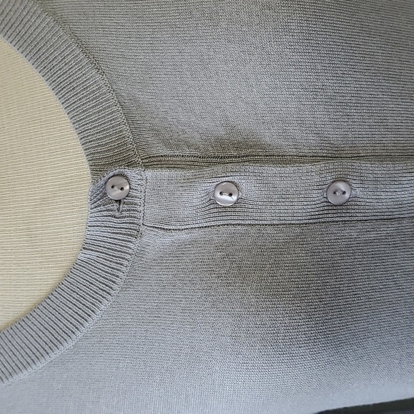 Nue Options light gray cardegan sweater. Very good used condition and qu… - Picture 2 of 10